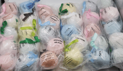 KIDS 30 Assorted Bath bomb fizzies - 5 oz each, individually wrapped, best assortment, bath bombs with toys inside, FREE SHIPPING - Apalipapa