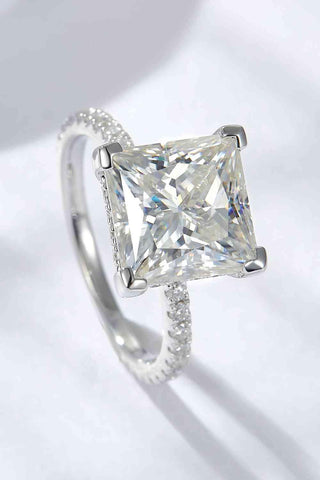 5.52 Carat Moissanite Side Stone Ring - Apalipapa