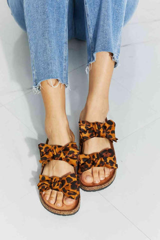 Forever Link Fiercely Feminine Leopard Bow Slide Sandals - Apalipapa